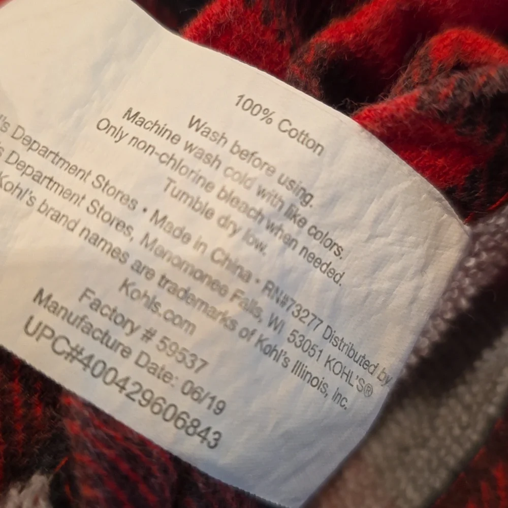 St. Nicholas Square festive towel